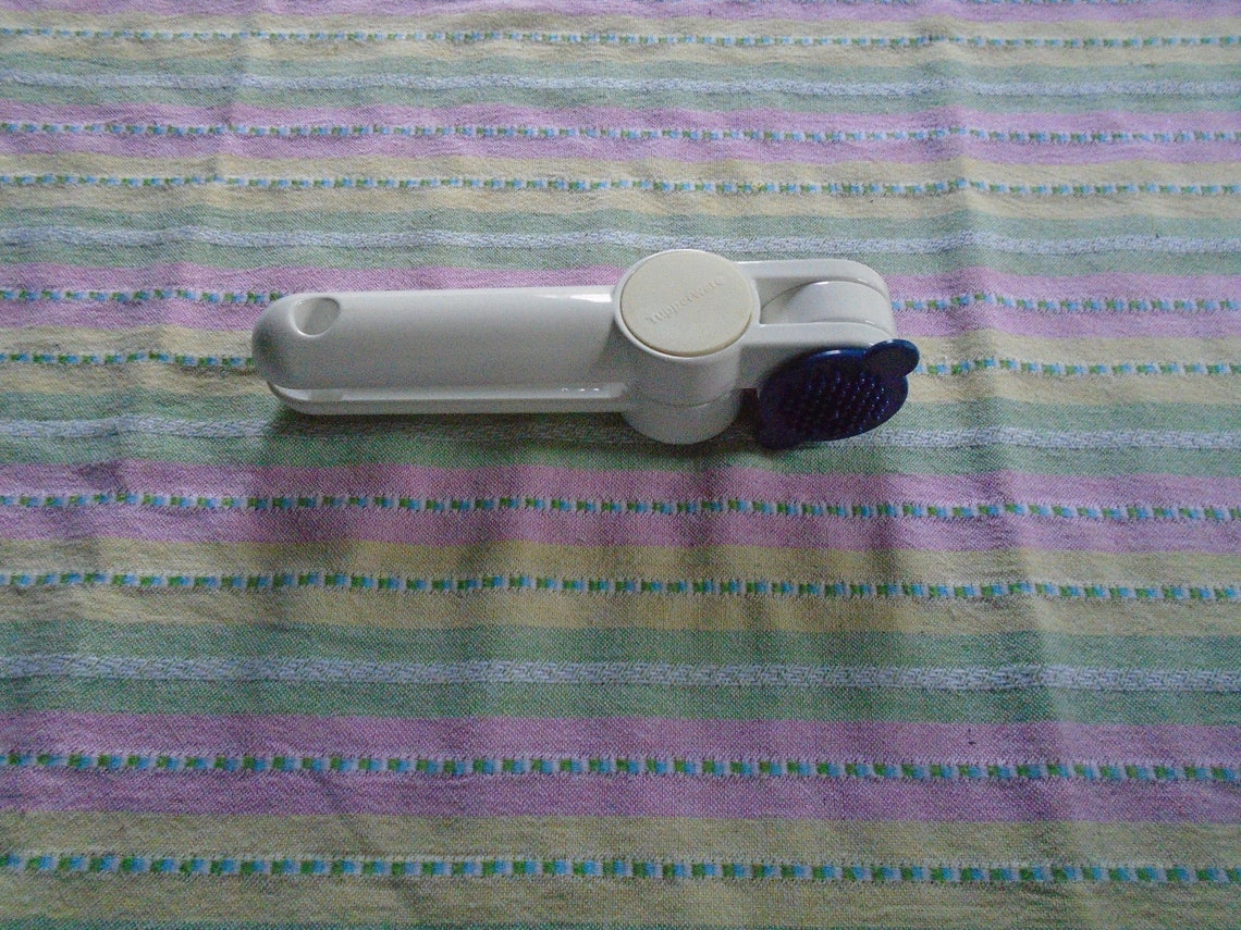 Vintage Tupperware Garlic Press Mincer Crusher White Enamel Etsy