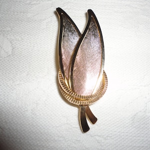 Gold Tone Leaf Brushed Brooch Scarf Pin Ladies Gift