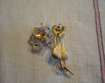 Vintage Aurora Borealis Crystal Bead Flower Brooch Pin