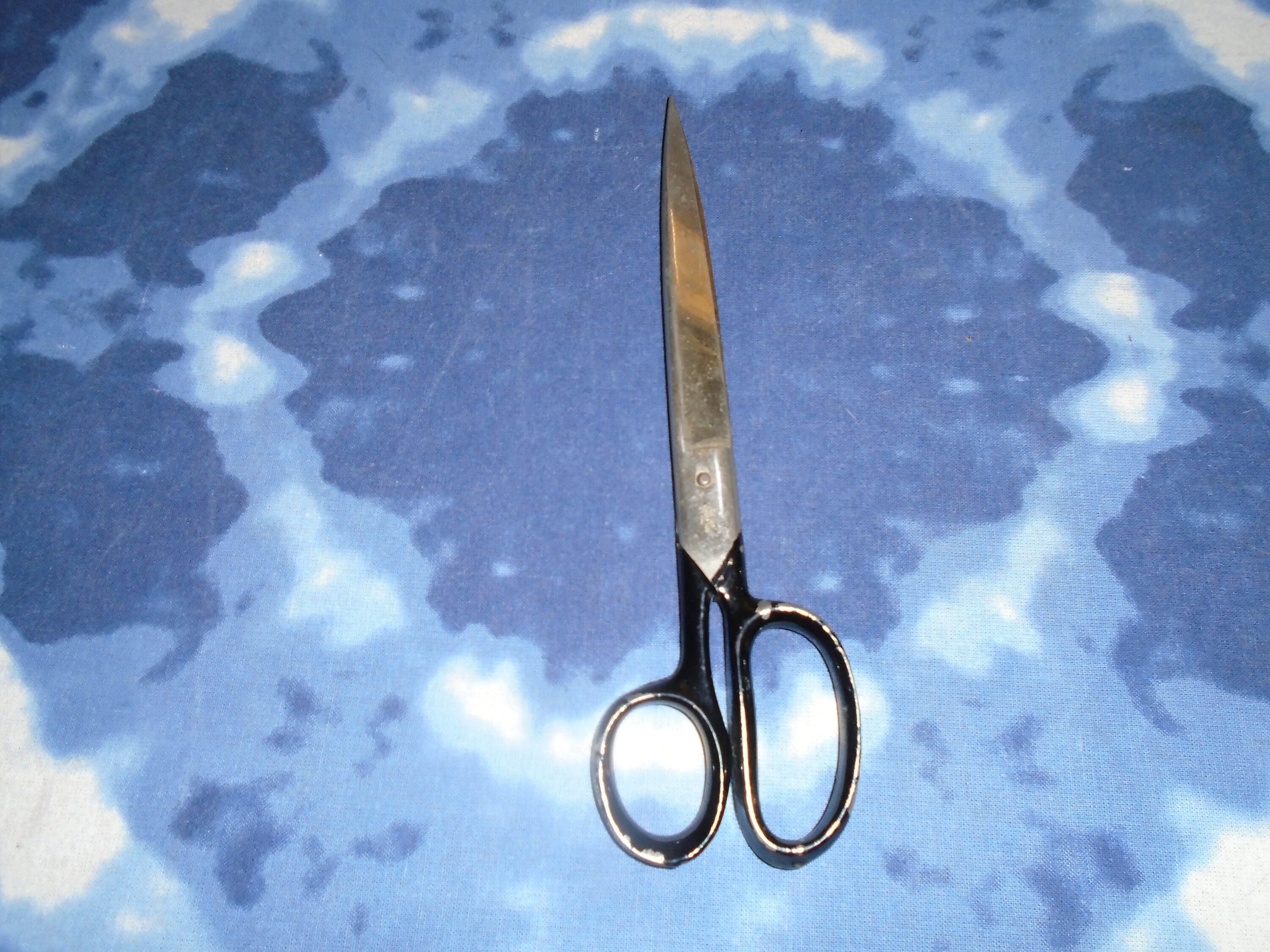 Vintage Black Handle Sewing Scissors Made In Italy Hot Drop Etsy