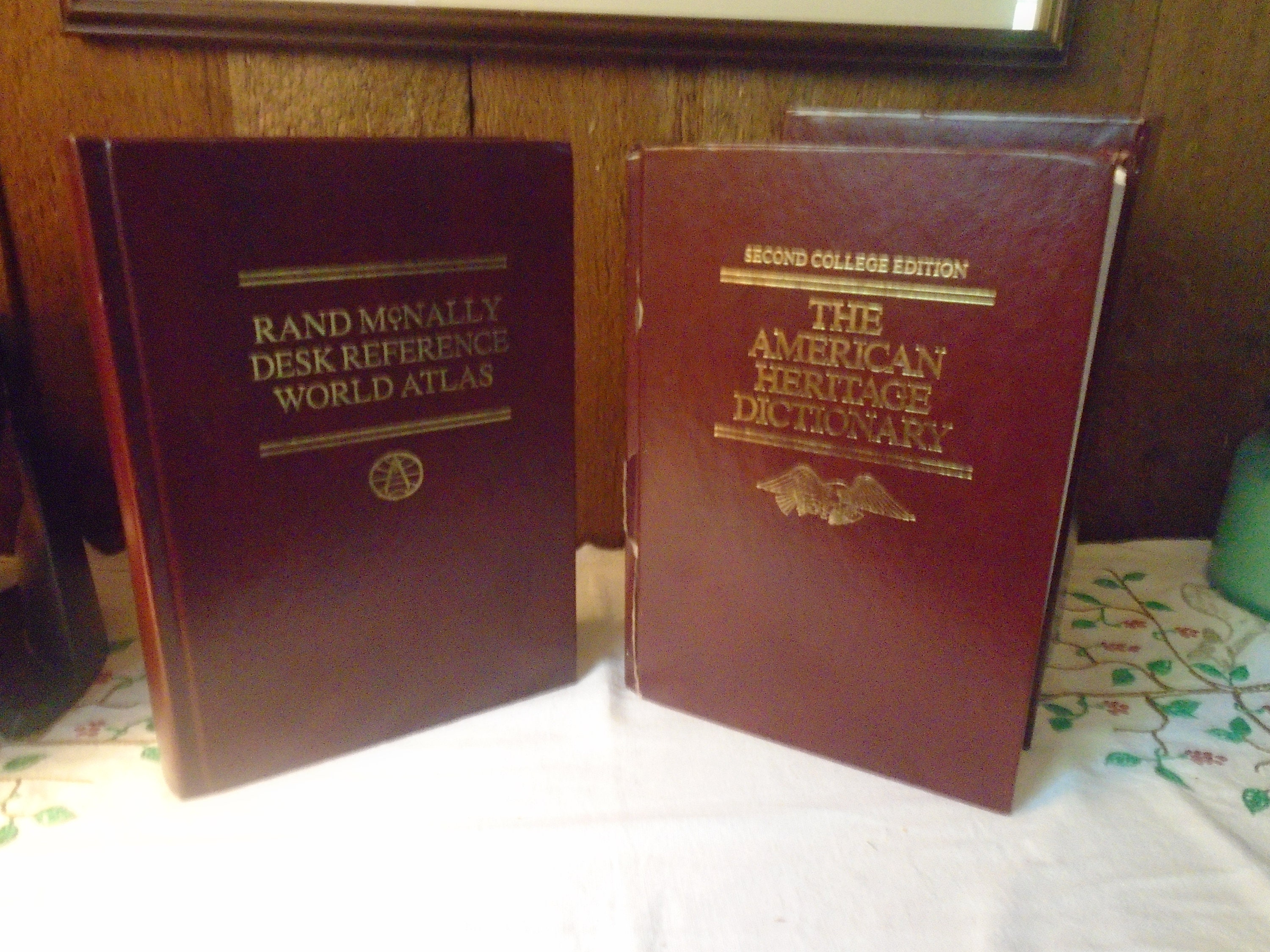 Vintage American Heritage Dictionary & Rand Mcnally Atlas Boxed