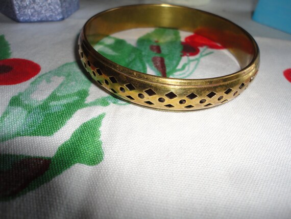 Brass Diamond Pattern Bangle Bracelet Vintage Wom… - image 1