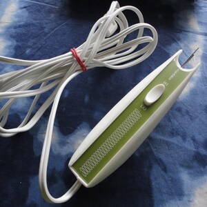 Vintage Sears Electric Scissors: Avocado Green Craft Tool bild 4