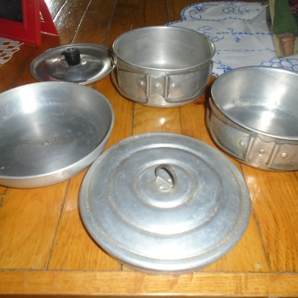 Vintage Aluminum 5 Piece Camping Sauce Pans Use With Sterno Canned Heat