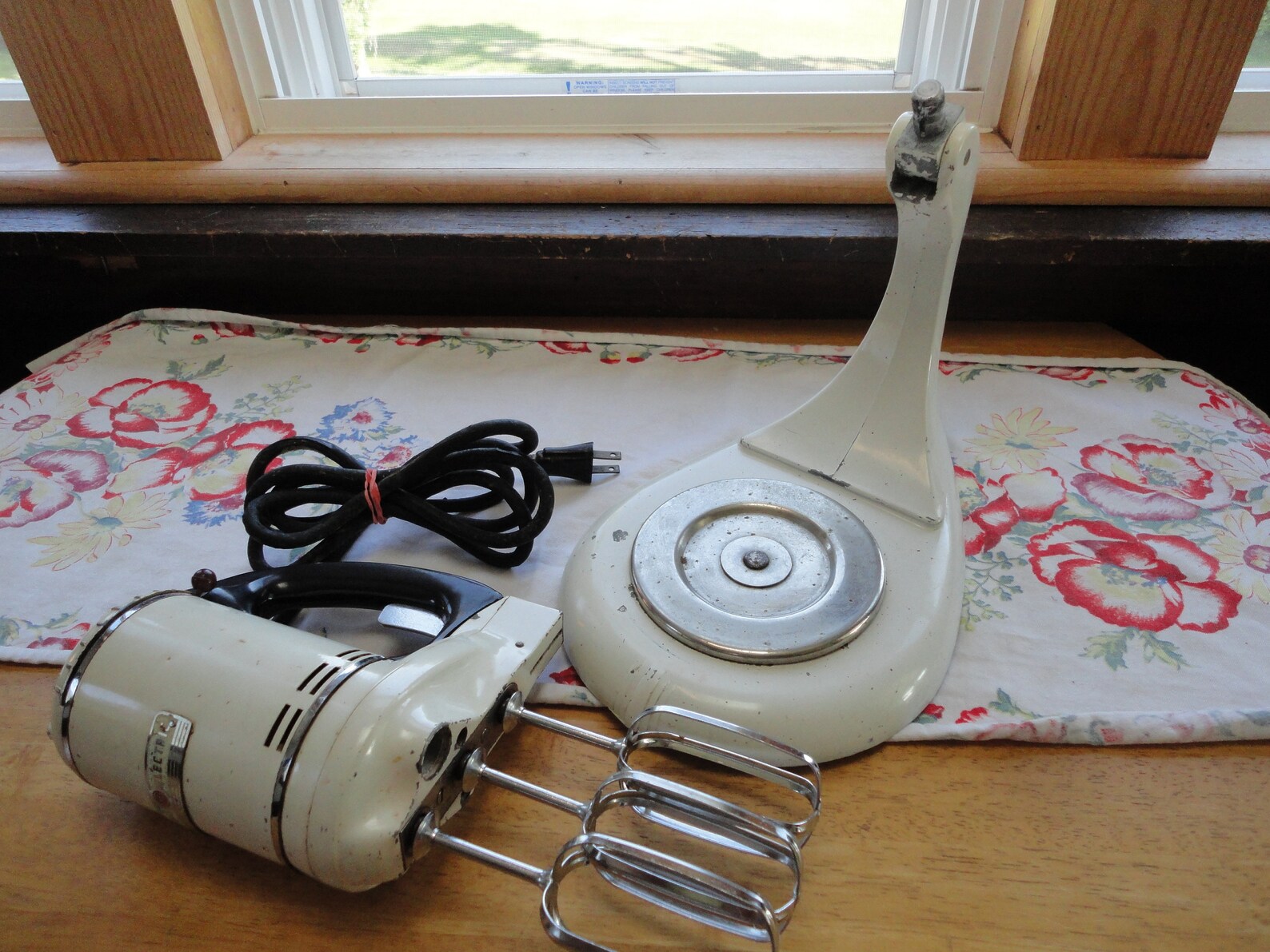 Vintage General Electric Stand Mixer Triple Beaters Etsy