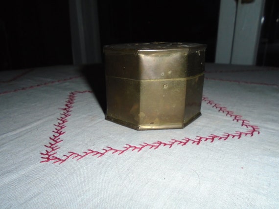 Vintage Brass Heart Trinket Box Made In India - image 4