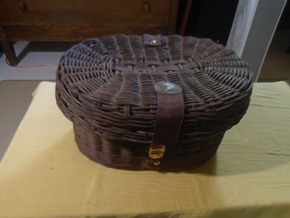 Vintage Woven Wicker Canvas Strap Hinged Fishing Creel Storage Basket 
