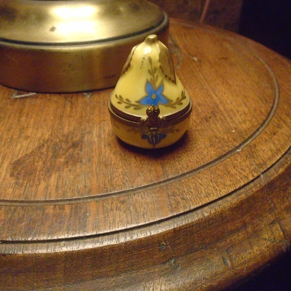 Vintage Limoges France Hand Painted Porcelain Hinged Pear Box with Fleur De Lis Closure Signed