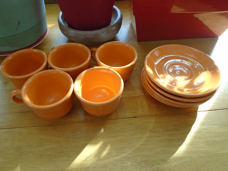 Fiestaware Tangerine Orange Homer Laughlin China Company Cups and Saucers 10 Piece Set image 3