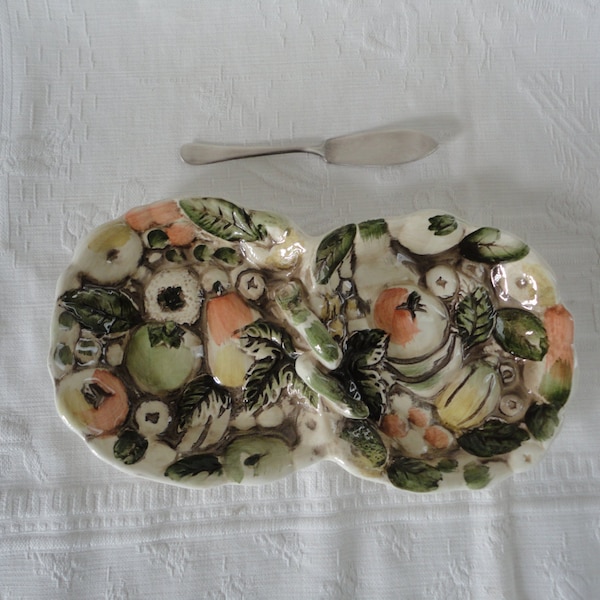 Porcelain Divided Section Raised Fruit Vegetable Motif Condiment Handled Tray Queens Plated Bread Knife Included