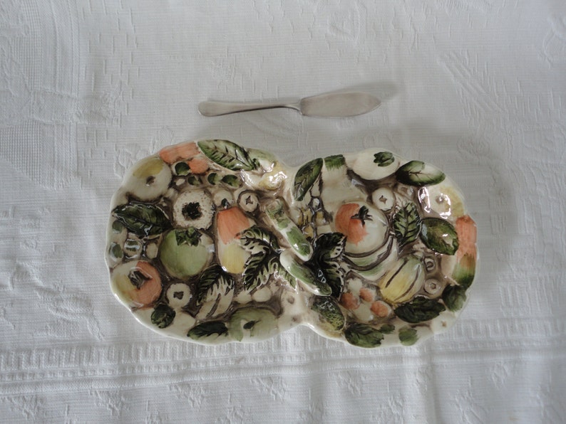 Porcelain Divided Section Raised Fruit Vegetable Motif Condiment Handled Tray Queens Plated Bread Knife Included image 1