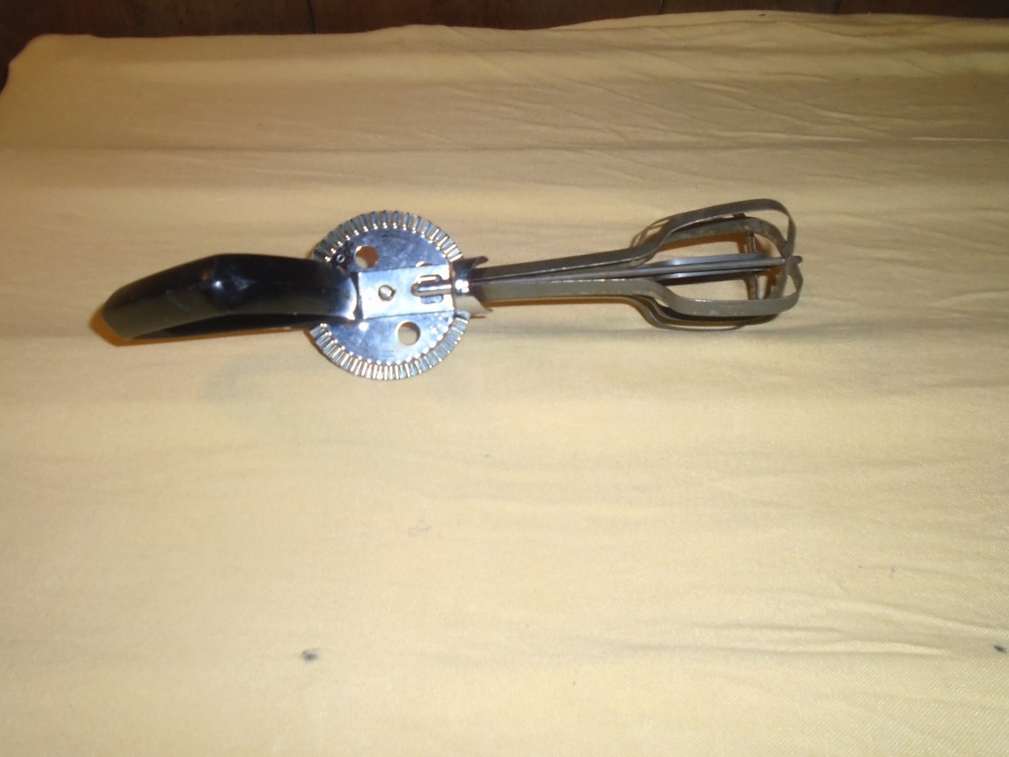 Vintage Ekco Hand Mixer Beater Black Plastic Angled Handle Etsy