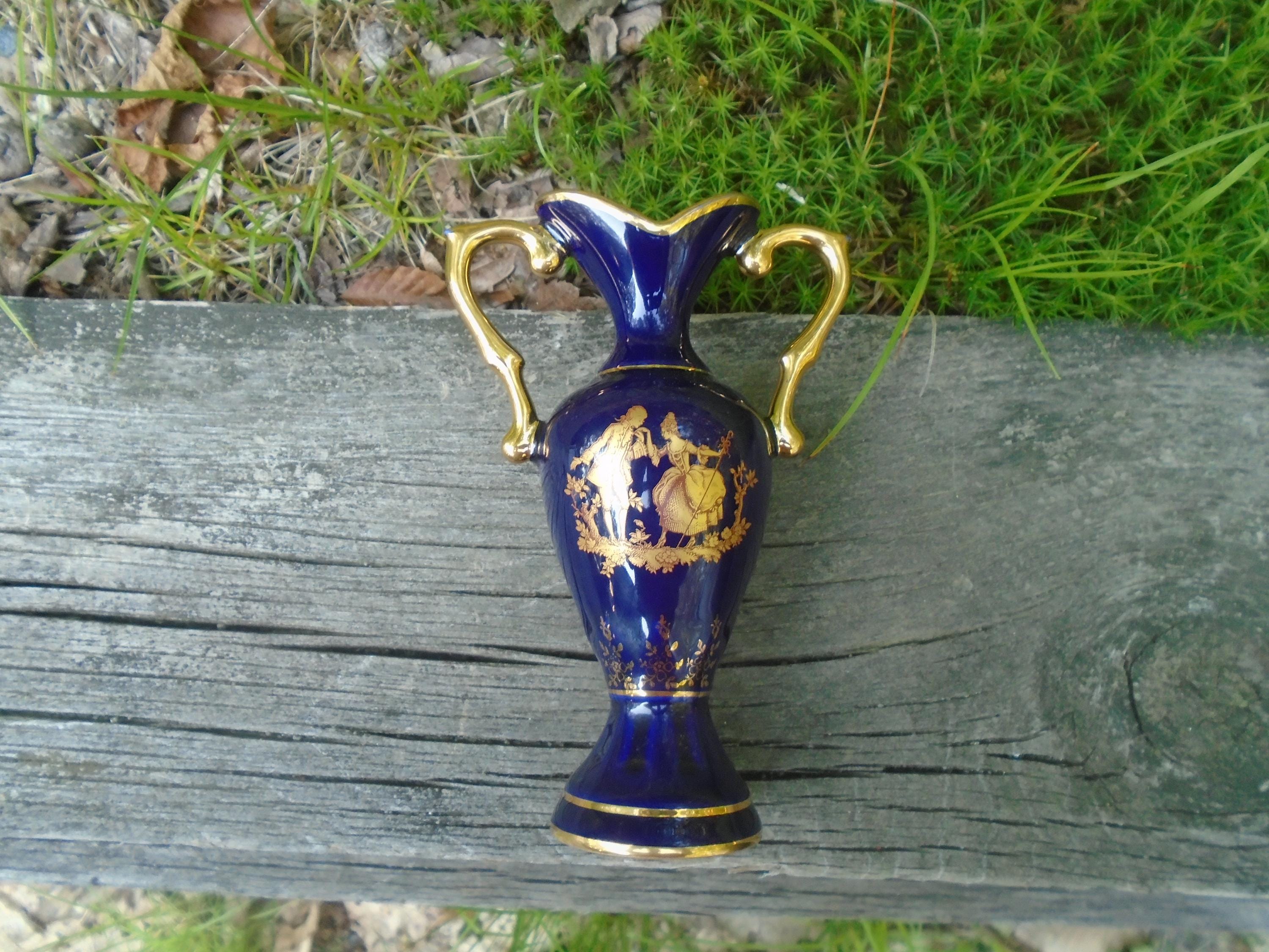 Vintage Limoges Castel Cobalt Blue 22 K Gold Accent Romantic Vintage Limoges Castel Cobalt Blue 22 K Gold Accent Romantic