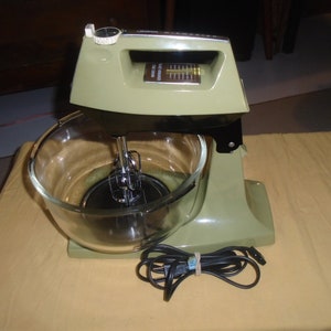 Vintage Sunbeam Mixmaster Stand Mixer Blender Complete With Worklight 