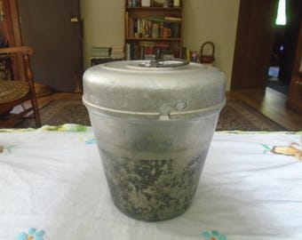 Antique Wear Ever Aluminum No. 1102 Miner's Lunch Pail Steamed Bread Pan.