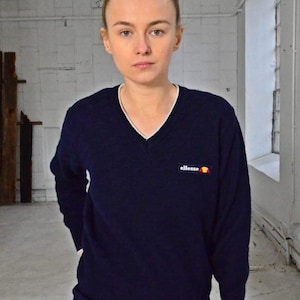 Vintage V neck Sweatshirt Ellesse 90s