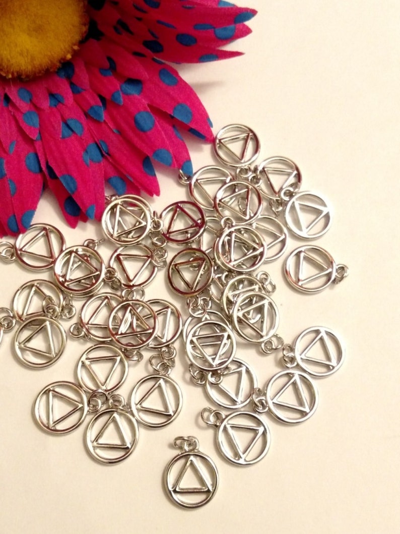30 Pc Alcoholics Anonymous Cutout Charm Pendants Gold Tone 12 Step Recovery