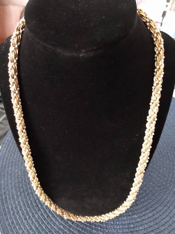 Vintage Twisted Rope Bead Necklace 