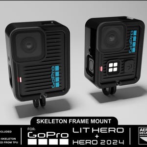 以下が含まれることがあります： GoProカメラ用の黒い3DプリントTPUスケルトンフレームマウント2個。フレームはリブ付きのデザインで、青いGoProロゴ、レンズ、ボタン、ステータスライト用の切り欠きがあります。画像内のテキストは「SKELETON FRAME MOUNT FOR GoPro LIT HERO + HERO 2024」と書かれています。