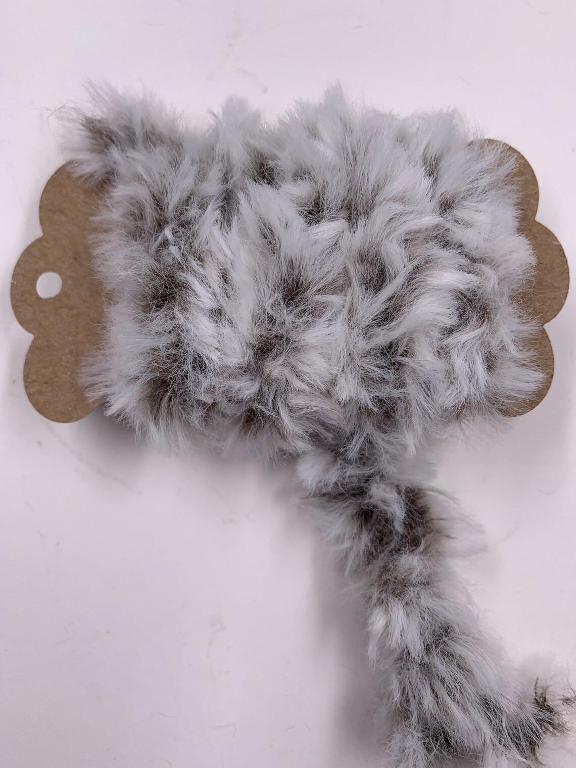 1 Yd Thick Faux Fur Yarn Husky Gray 2 Trim Novelty Fibers Etsy