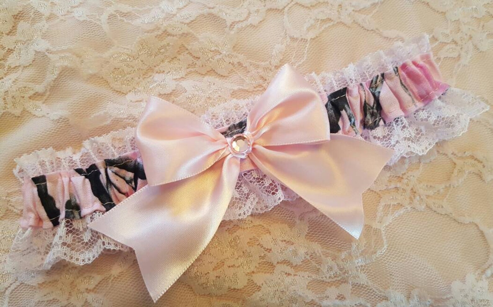 Pink Camo Camouflage Wedding Garter Belt or Set w/ Pink Lace Etsy