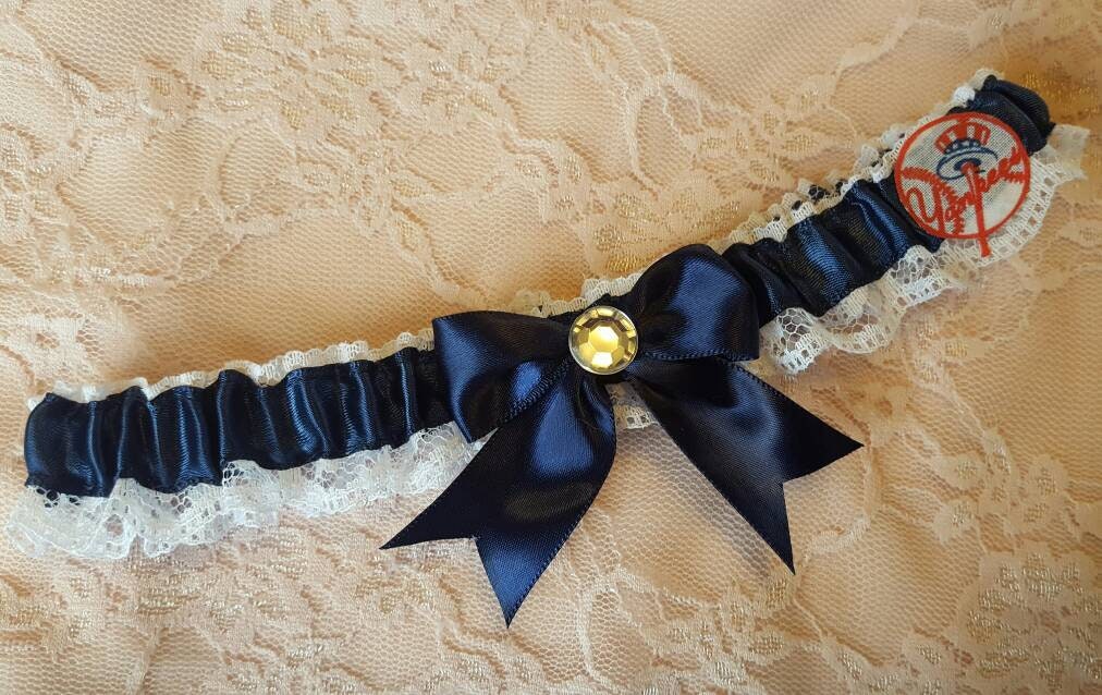 Handcrafted Baseball Wedding Garter Belt Toss or Set W/ White Lace Made Using New York NY Yankees Fabric - Etsy Handcrafted Baseball Wedding Garter Belt Toss or Set W/ White Lace Made Using New York NY Yankees Fabric - Etsy
