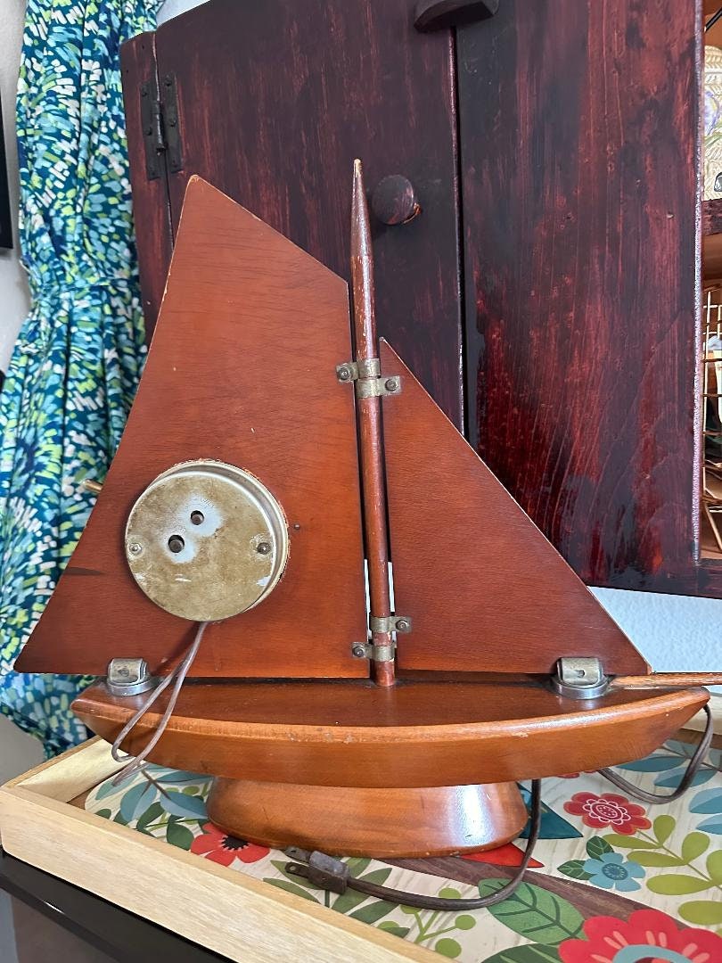 Sailboat Rocking Clock Vintage Rock Maple Windsor Sailboat Electric Clock~1950s - Etsy