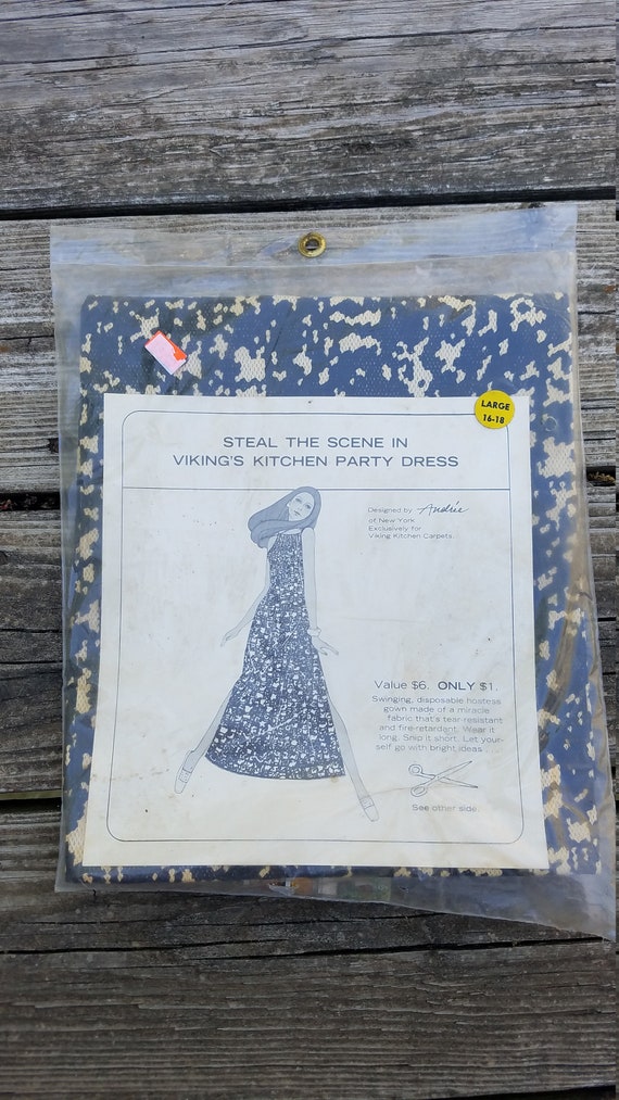 Vintage disposable paper dress, size large 16-18,