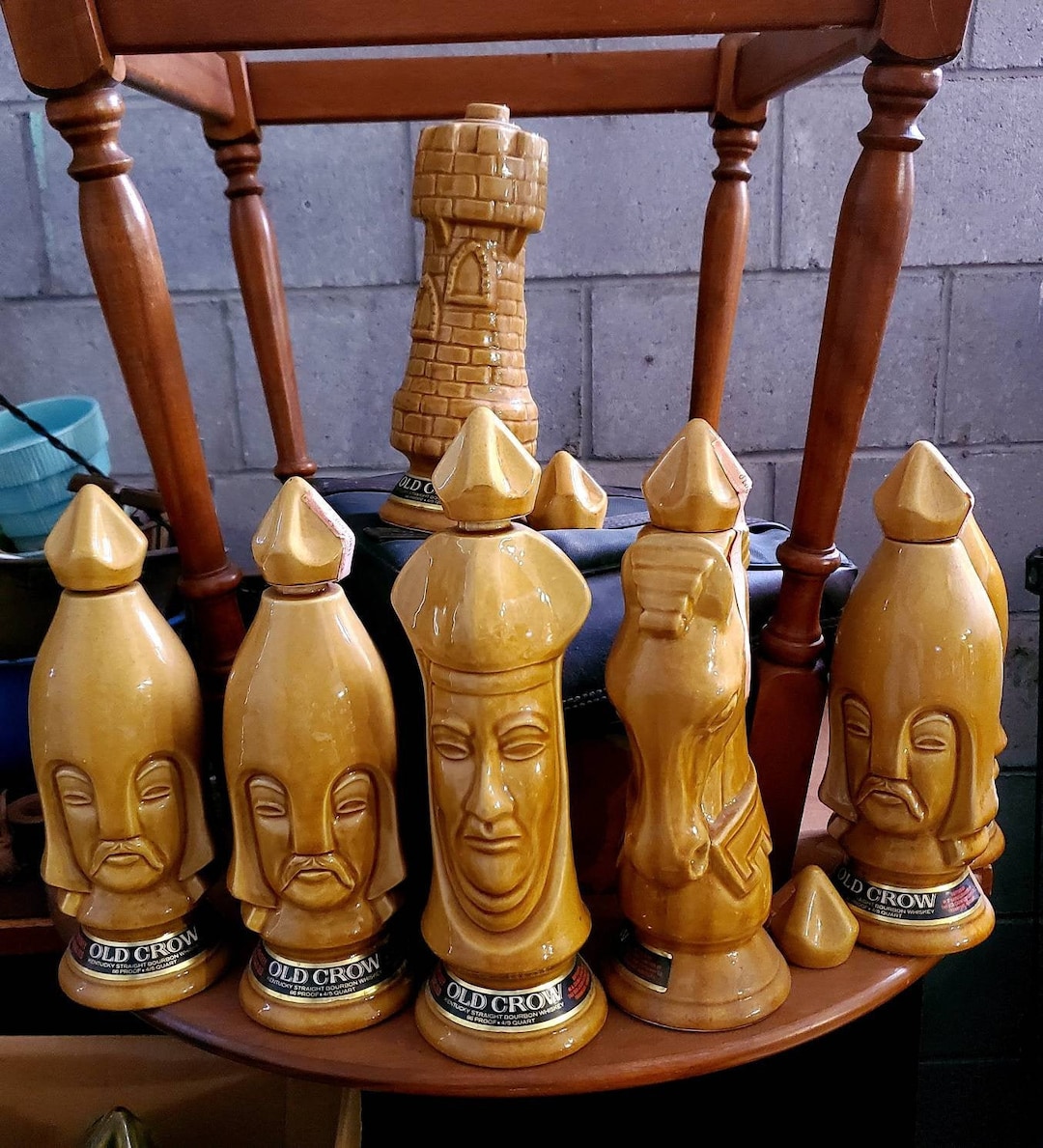 Old Crow Whiskey Decanter Chess Pieces, Chess Pawn, Liquor Ads, Man