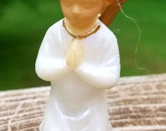 Praying angel, 1960s Christmas ornaments, color choice, vintage miniature figurines, Made in Hong Kong, Christmas diorama, stocking stuffers