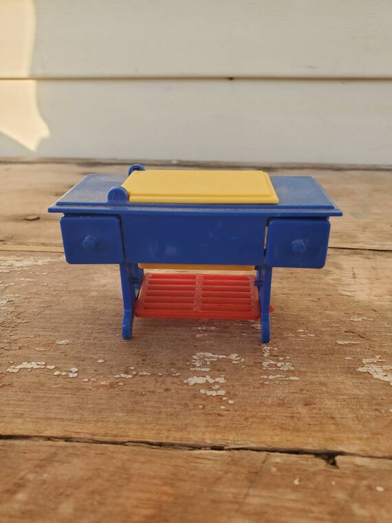 Renwal dollhouse 2024
