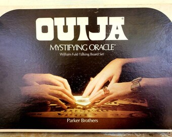 OUIJA Vintage Fuld Board Game, Good Condition, New Years Eve, Halloween, Spooky Scary fun board game, Antique Fortune Telling, Do you Dare?
