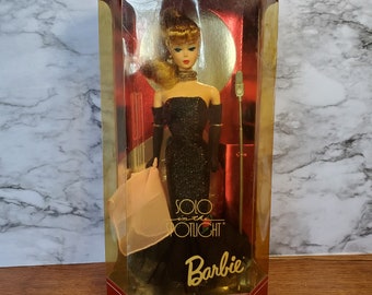 At Auction: Silkstone LE Fashion Model Collection, 45th Anniversary