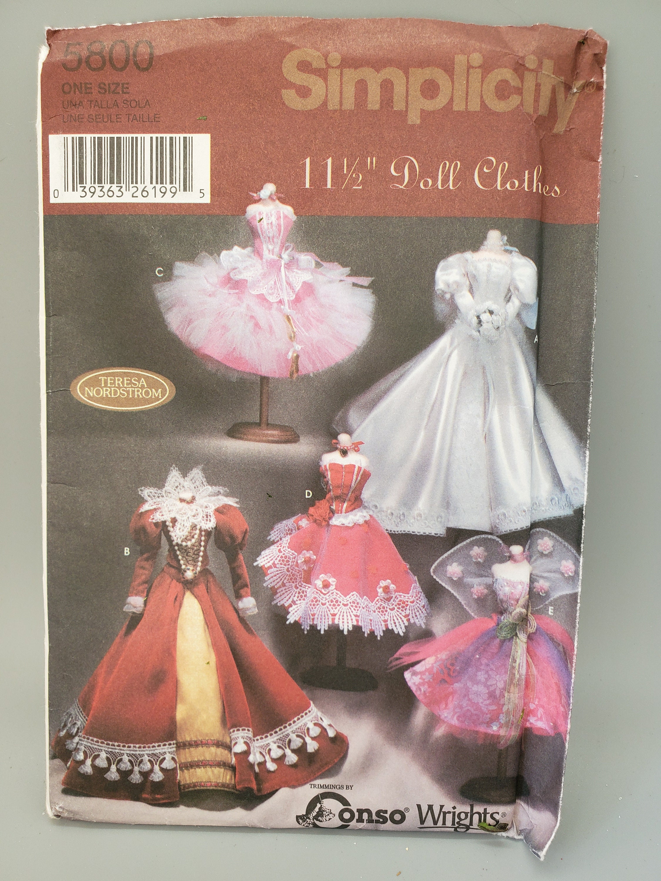 E722 Copy of 11-1/2 Fashion Doll Clothes Pattern 869 