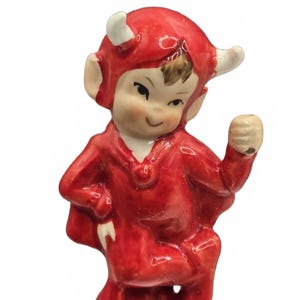 Porcellana vintage Lefton PICCOLO DIAVOLO ROSSO Ha bisogno di un forcone, elfo fatato