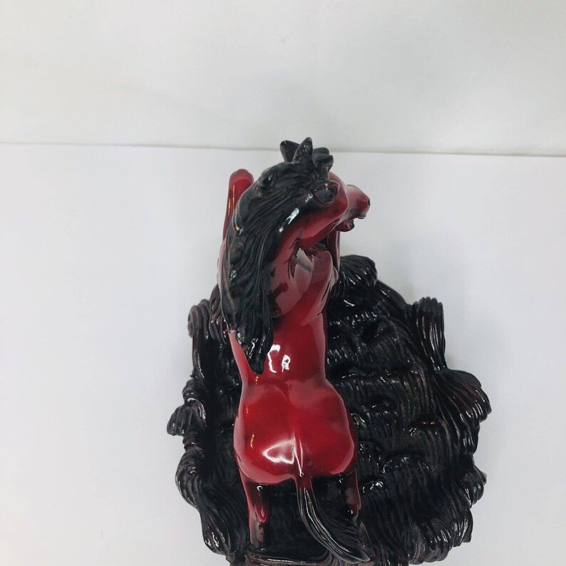 Portachiavi Feng Shui Cavallo Rosso Della Vittoria Con Braccialetto Filo Rosso W2392