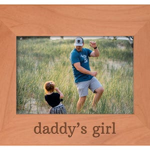 Dad Photo Frame, Daddy&#39;s Girl Photo Frame, Custom Photo Frame, Photo Frame for Dad, Wood Engraved Picture Frame