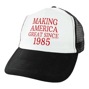 40th Birthday Gifts Making America Great Since 1985 Trucker Hat Black