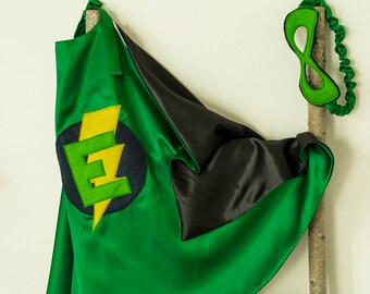 Super Hero Set, personalized. Cape & Crown or Mask. Emerald green and black. Custom Cape. Imaginative play. Dress-up. Role Playing.