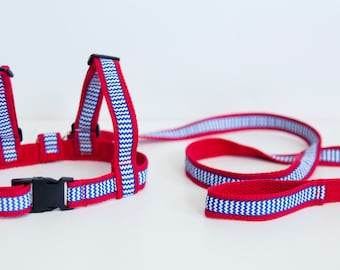 Harnais de marche pour enfants, laisse réglable rouge, blanc et bleu