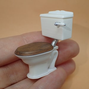 Traditional low cistern toilet KIT, 1/24th scale