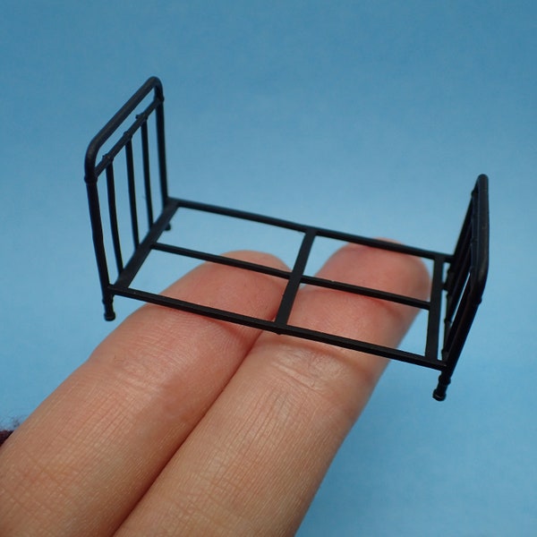 Cast iron style single bed, 1/48th scale