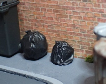 Rubbish! Pair of bin bags/trash/garbage bags, 1/48th scale