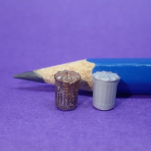 Dustbin/trash can, 1/144th micro scale