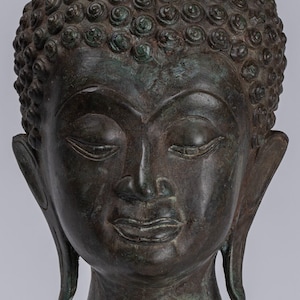 Buddha Head - Antique Thai Style Chiang Saen Mounted Bronze Buddha Head - 33cm/13&quot;