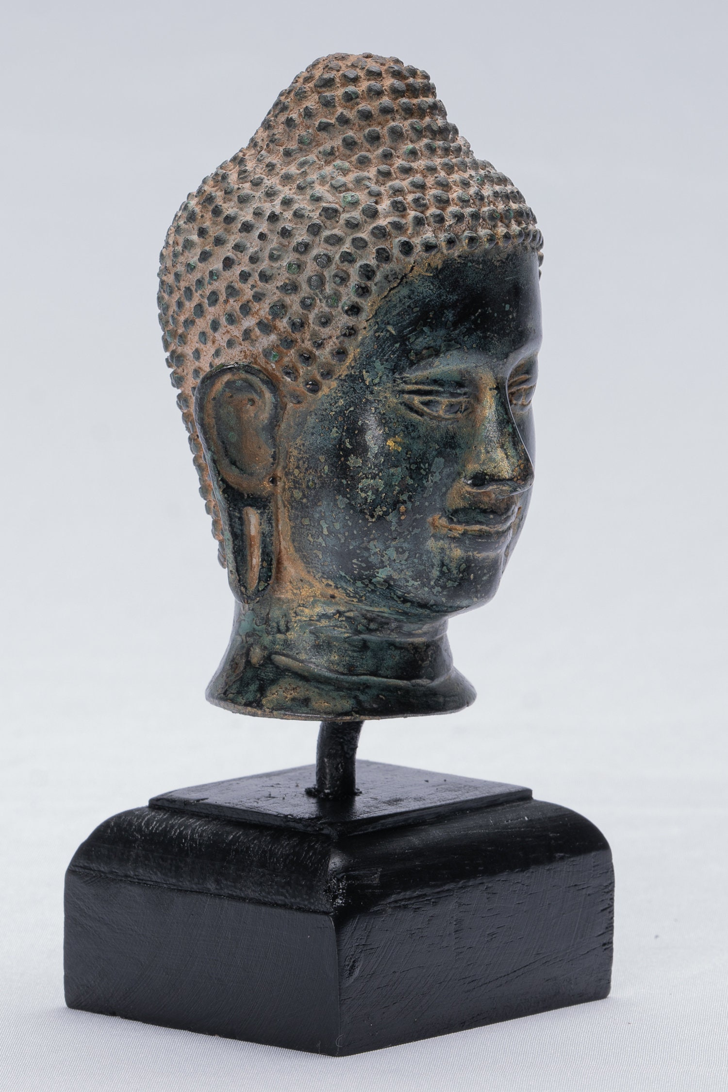 スコータイ様式 仏頭 Buddha【アンティーク】 スコータイ様式 仏頭 Buddha【アンティーク】（大きな仏像