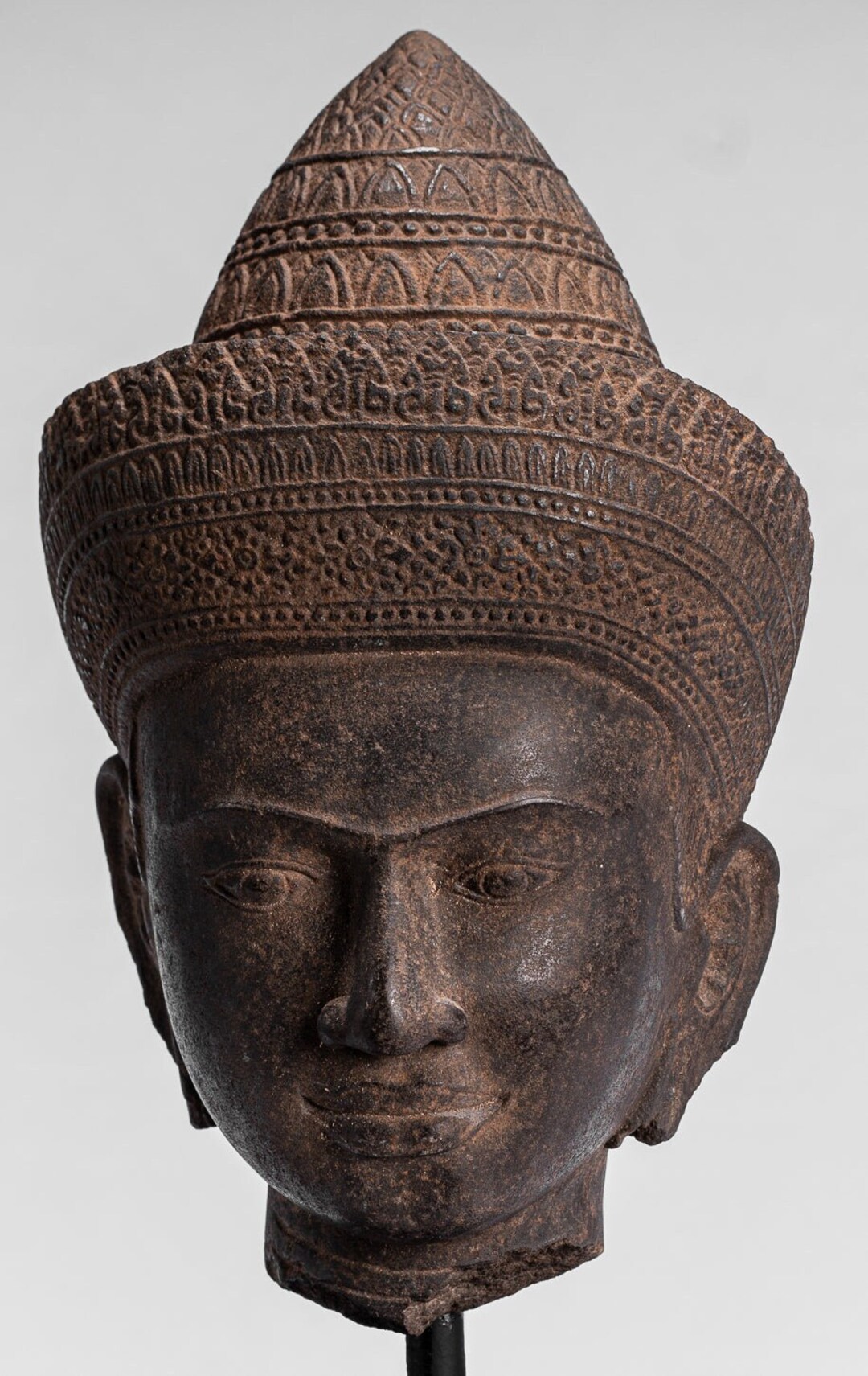 カンボジア アンコールワット 仏像 仏頭 仏教美術 クメール美術 バイヨン 鋳物 仏頭、クメール、カンボジア、12〜13世紀（砂岩）