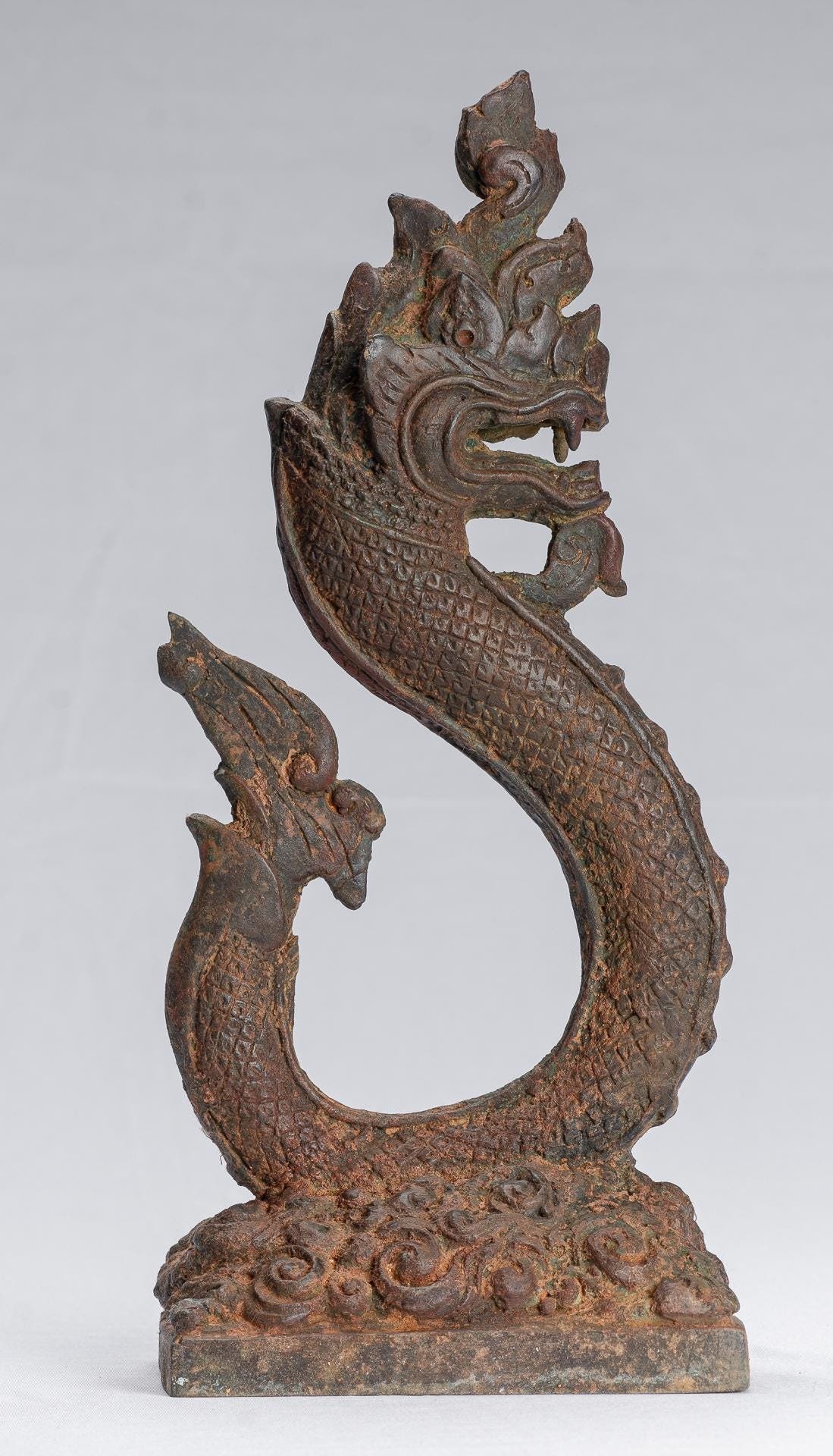 【大型】ナーガ守護神像 木彫 高さ約64cm 東南アジア神像 精密彫刻 一点物 ナーガ像 - アンティークタイ風ブロンズ製守護ナーガ、蛇または大蛇の