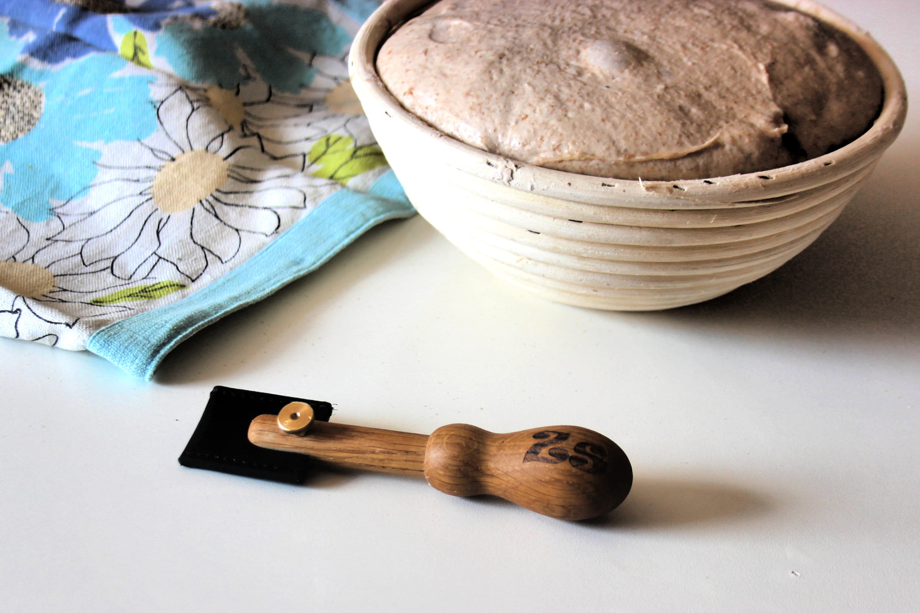 Bread Lame Dough Scoring Tool - Baking Gift for Homemade Sourdough Bre–  Emmer Breadware