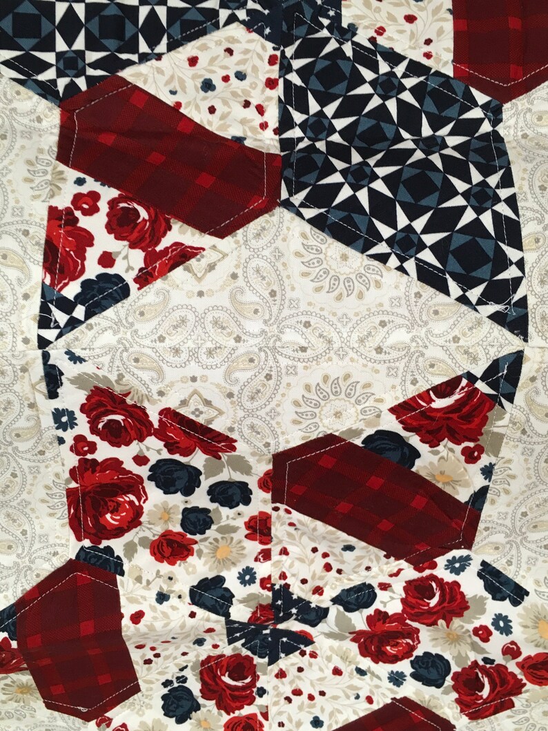 LadyVetCrafts Americana Table Runner - Thumbnail 2